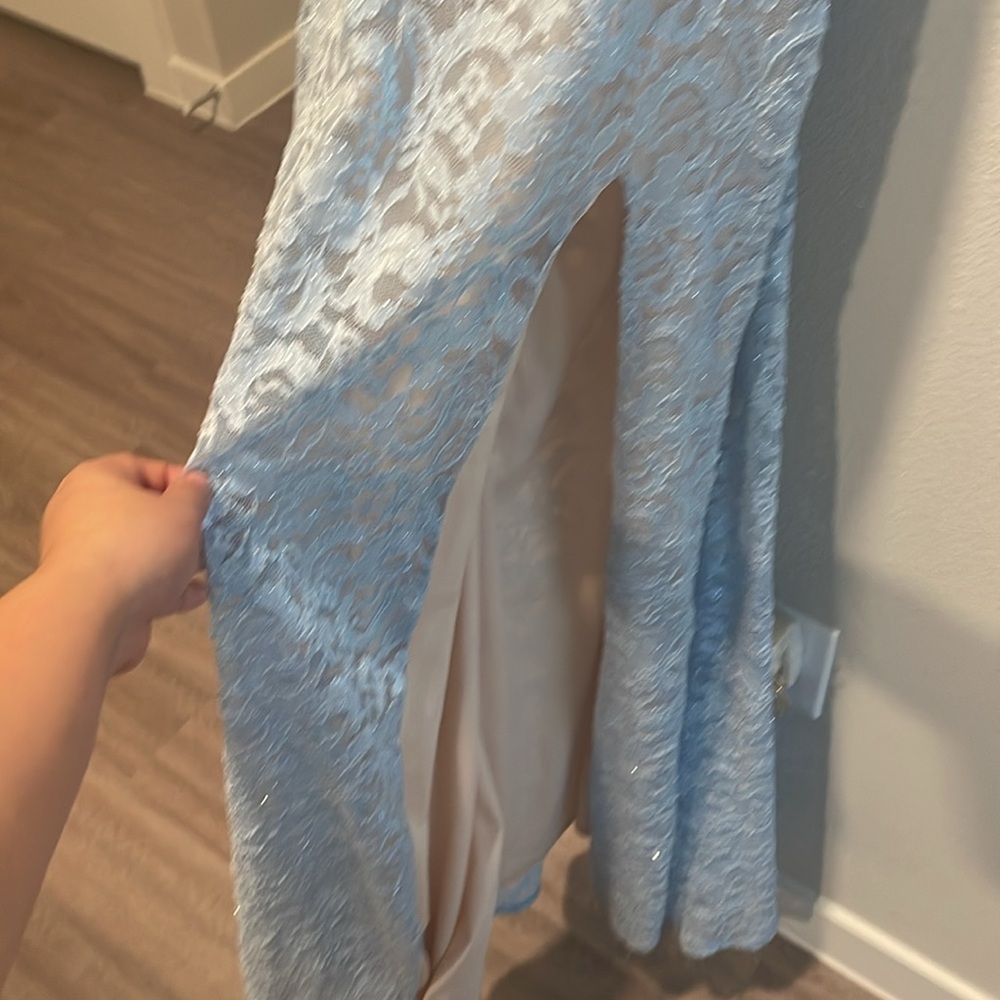 Dress - Picture 2 of 4